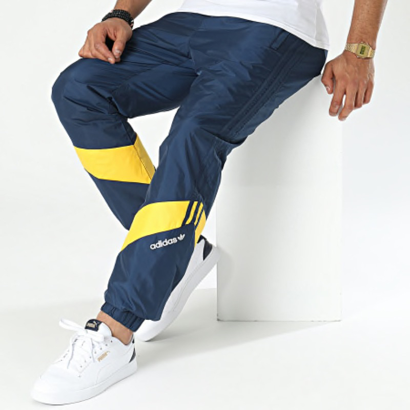 Adidas originals aloxe outlet track pants