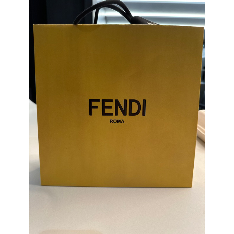 Fendi paper best sale shopping bag