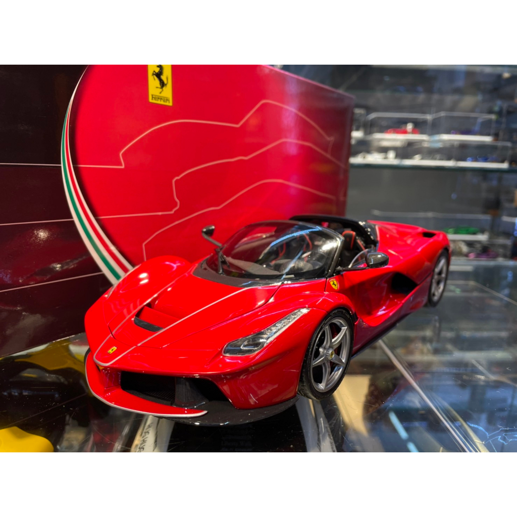 BBR 1/18 Ferrari LaFerrari Aperta Rouge – Miniature Résine – Prévente