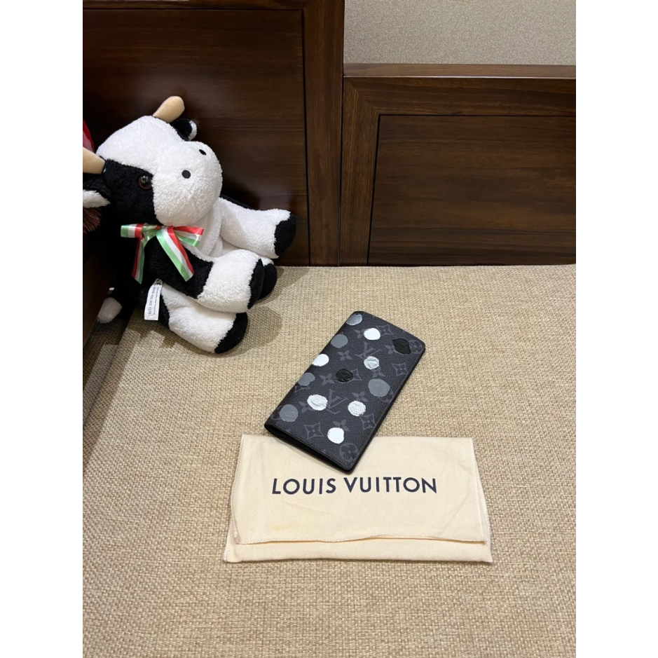 Louis Vuitton M81968 LV x YK Porte Carte Simple , Grey, One Size