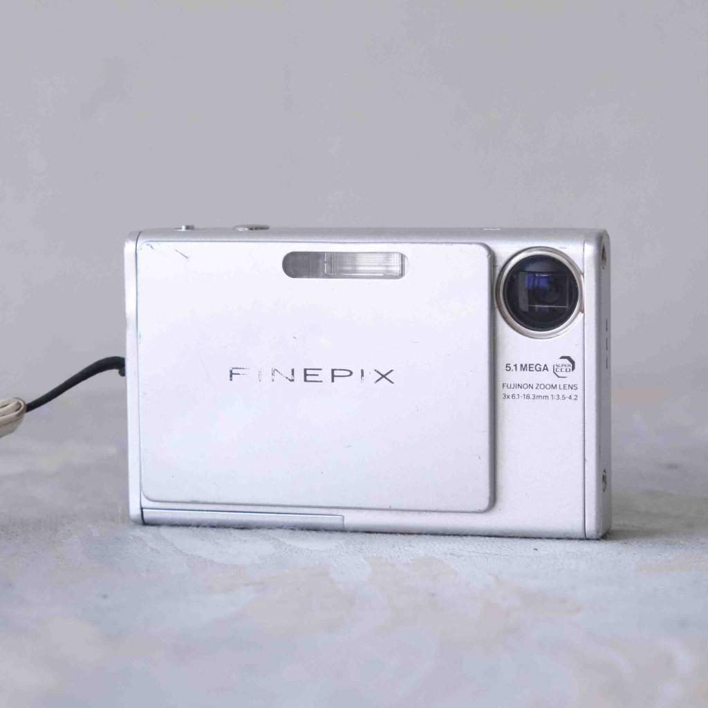 FUJI FILM FinePix Z FINEPIX Z3 SILVER - デジタルカメラ