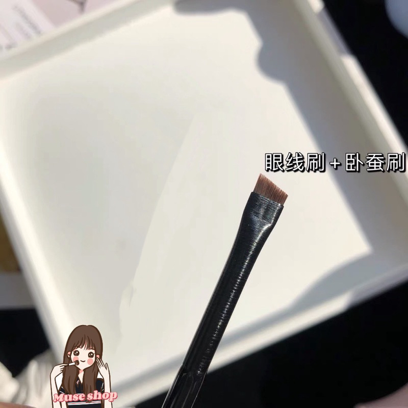 王霏霏/pony推薦同款 ️6mm 超薄刀鋒眼線刷 刀鋒刷 刀鋒眉刷 刀鋒刷 指腹刷 | 蝦皮購物