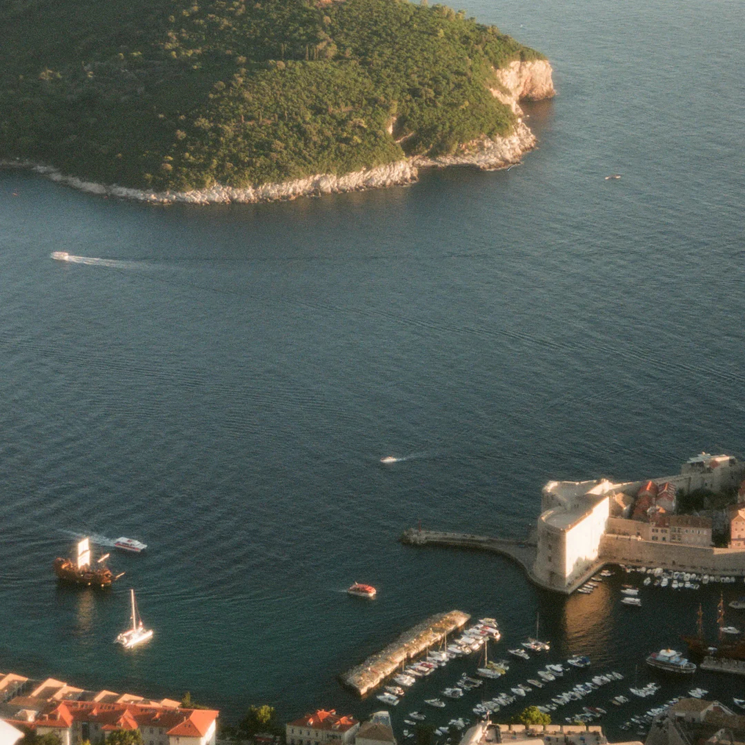 上洛 美國 PRISM LENS FX 復古暖調柔光濾鏡 Nostalgia FX Filter 特效濾鏡 王冠 蝦皮購物