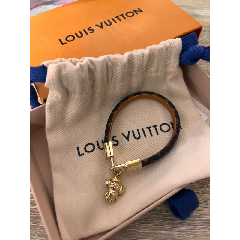 Louis Vuitton MONOGRAM Bracelets (M00686) in 2023