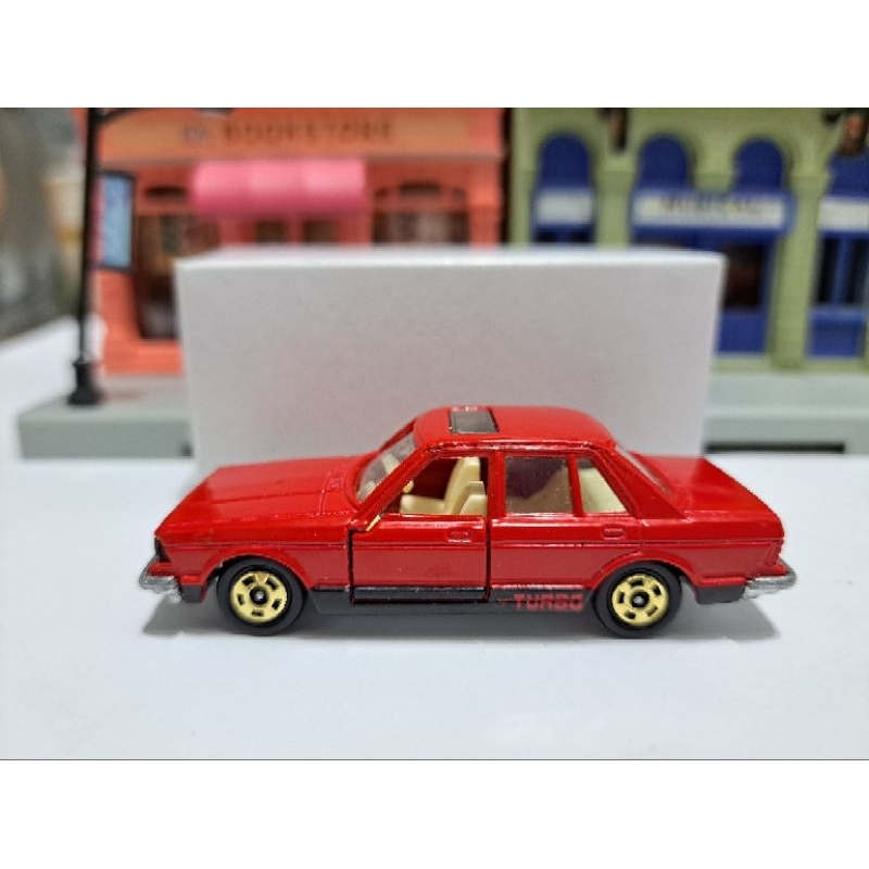 Yahoo!オークション - トミカ 黒箱 17 日産 ブルーバード 1800