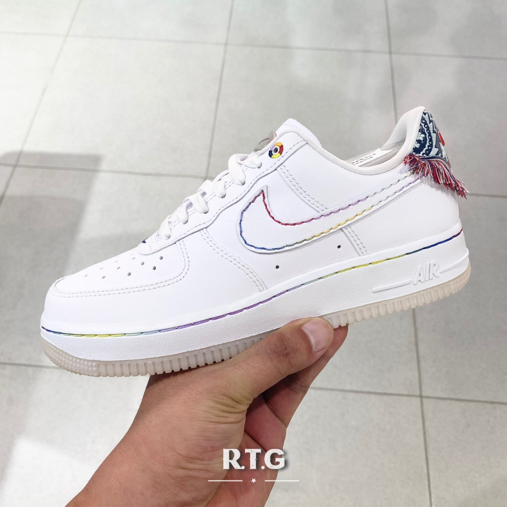 RTG】NIKE WMNS AIR FORCE 1 07 LX 白色彩虹縫線流蘇小白鞋女FN8918