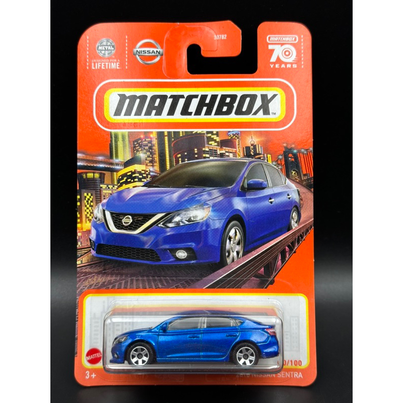 78車庫｜1/64 火柴盒 Matchbox｜Nissan Sentra 日產 新好男人 藍色｜六幅式輪框版本 | 蝦皮購物