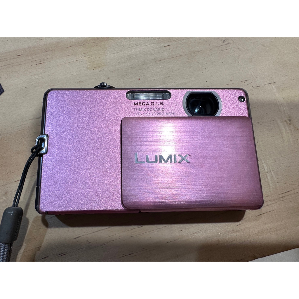 Panasonic Lumix DMC-FP3 1410萬畫素數位相機螢幕有缺陷復古| 蝦皮購物