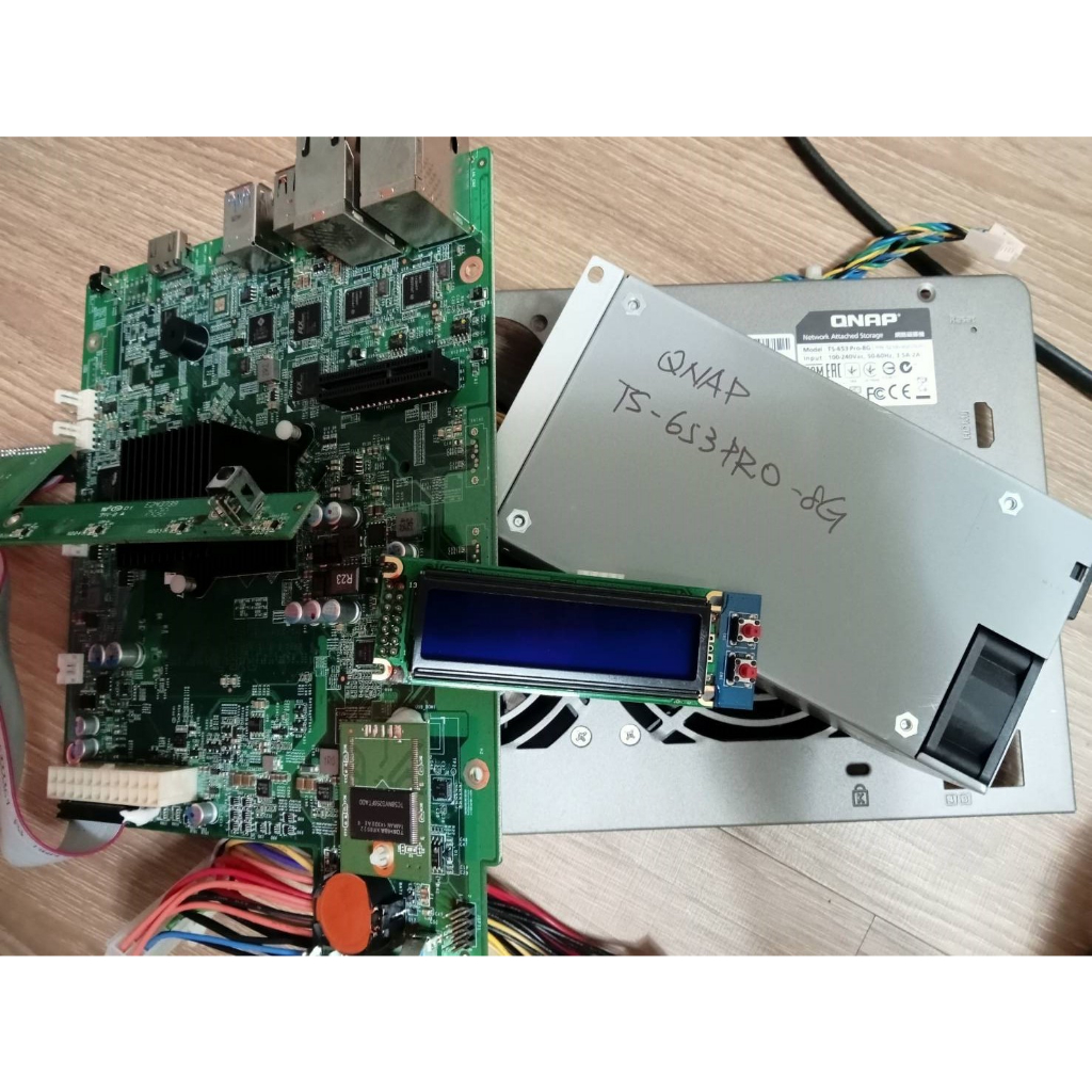蟹老闆 二手 QNAP 威聯通 TS-653-PRO-8G NAS 電源供應器 DPS-250AB-44D | 蝦皮購物