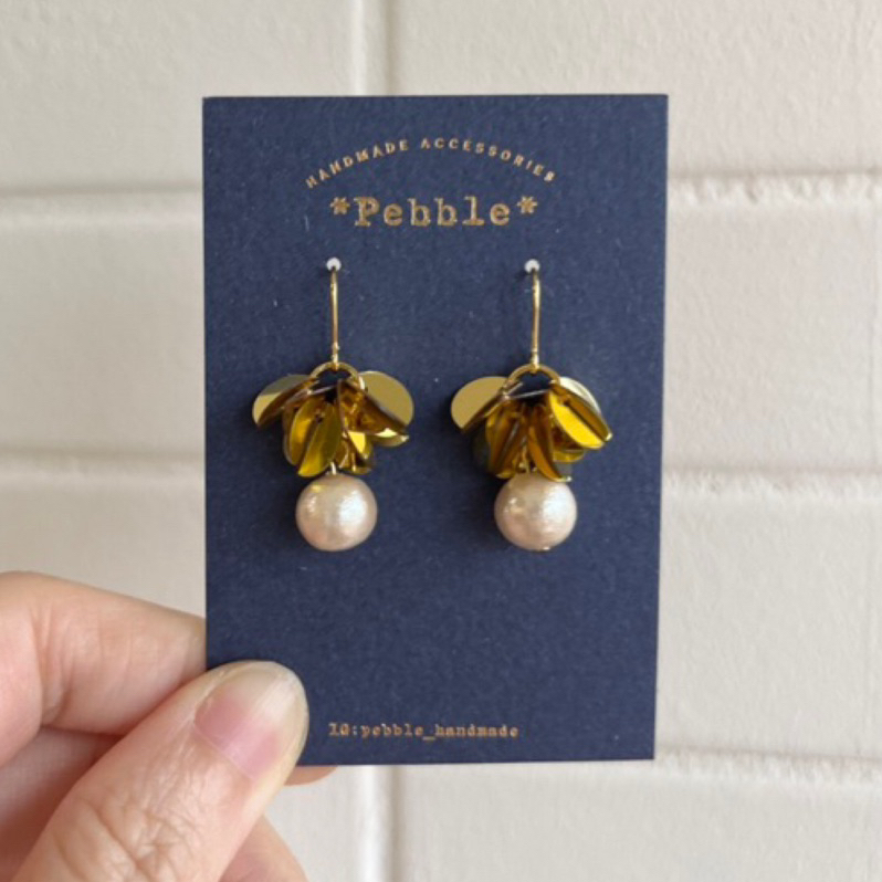 Pebble accessories 手作耳環。棉珍珠。金色 | 蝦皮購物