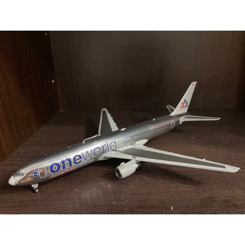 アメリカン航空 767-300ER 名誉 N395AN 1/200