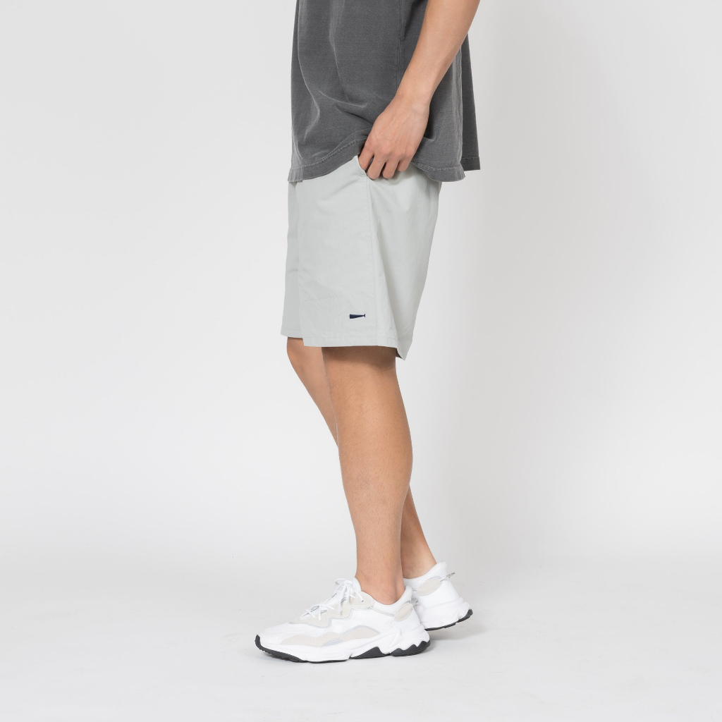 DESCENDANT/ DBS NYLON SHORTS (GREEN) DESCENDANT/DBS NYLON SHORTS
