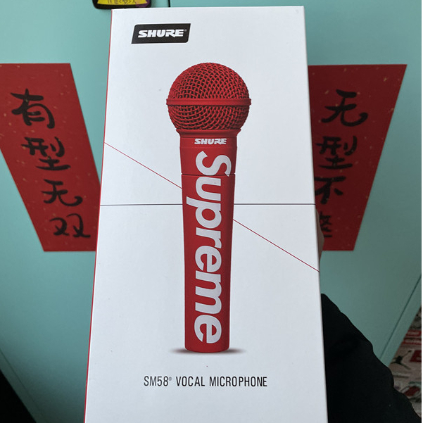 全新限量免運Supreme Shure SM58 Vocal Microphone 潮牌聯名舒爾