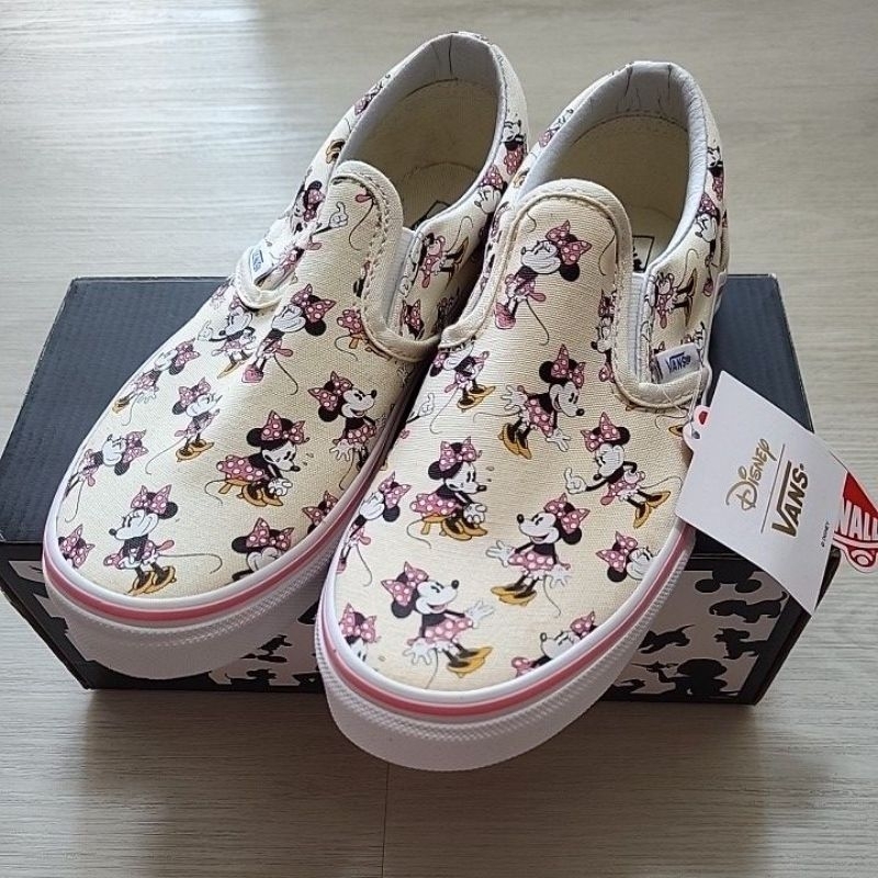 Minnie mouse slip 2025 on vans