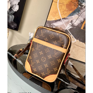 Shop Louis Vuitton 2021 SS Slingbag (SAC SLINGBAG, M57081) by
