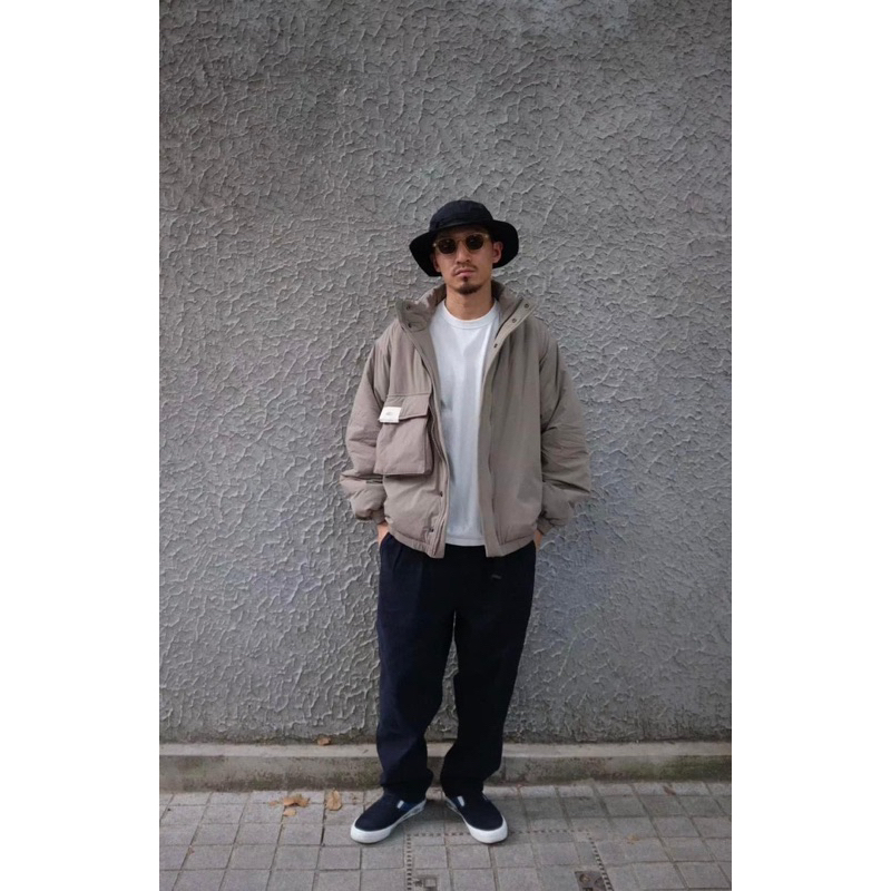 預購23AW MADNESS LIGHT WEIGHT PADDING NYLON JACKET鋪棉風衣 