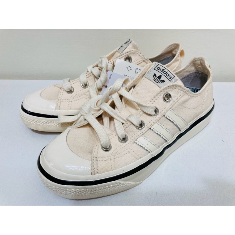 Adidas nizza outlet beige