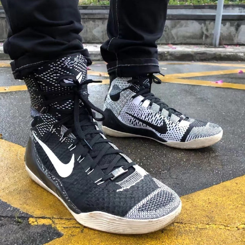 Kobe 9 all on sale black