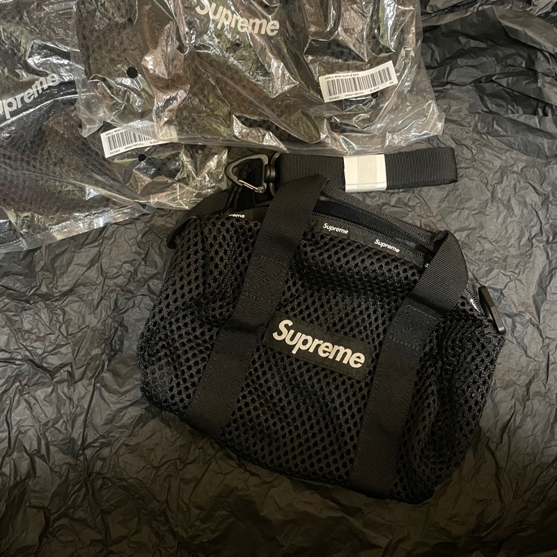 SUPREME MESH MINI DUFFLE BAG