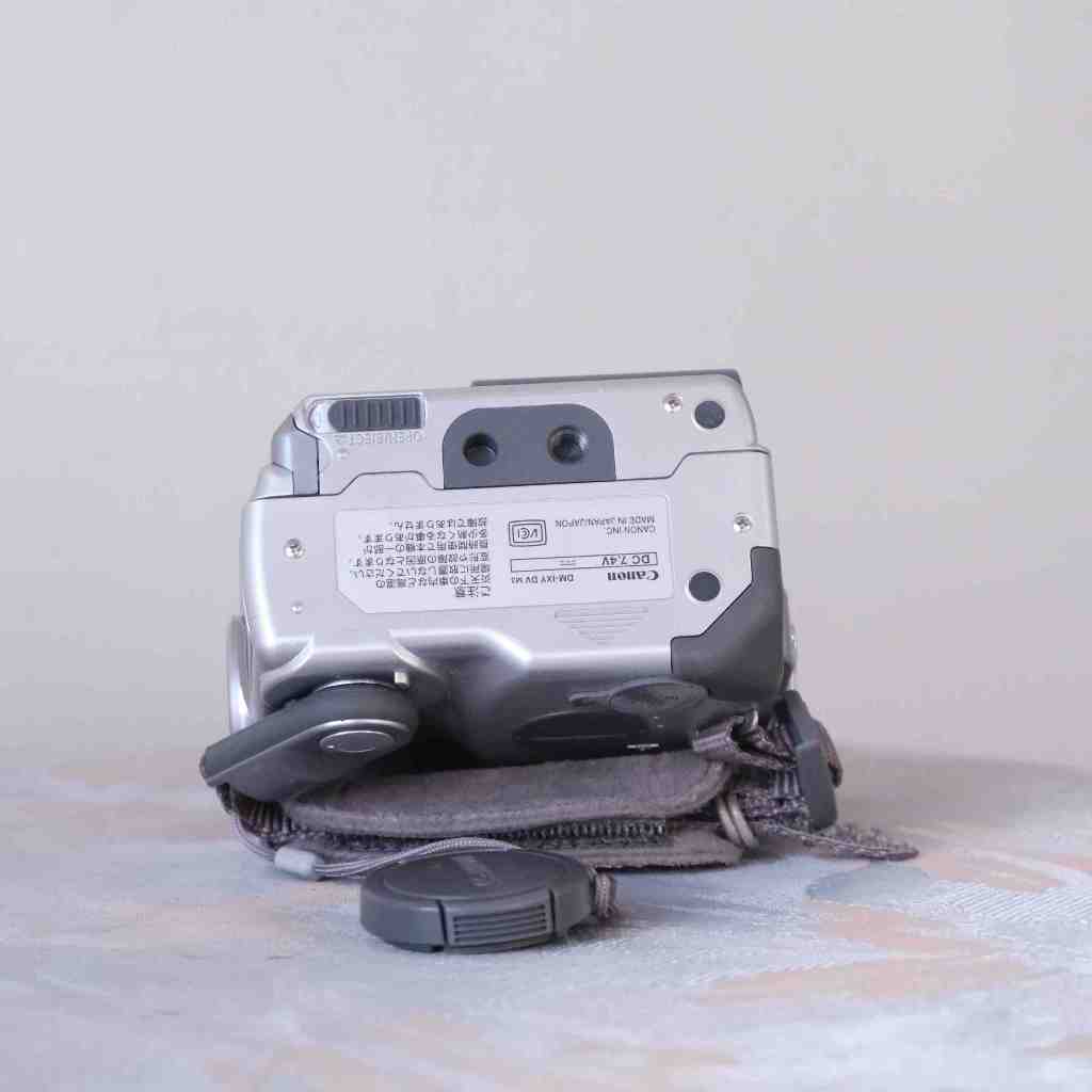 Canon ixy m3 DV 早期攝影機/ 數位相機(翻轉螢幕自拍) | 蝦皮購物