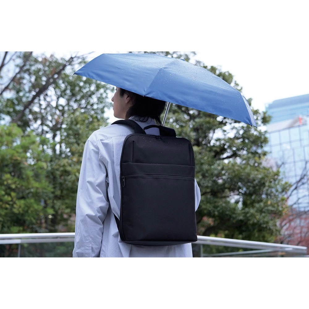 ELECOM 薄型防潑水 16吋包 商務後背包, 黑