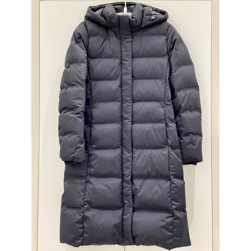 UNIQLO 女裝 極暖 長版 無縫羽絨外套 厚羽絨系列 防風 耐久防潑水 帽子可拆式拉鍊設計 黑色 | 蝦皮購物
