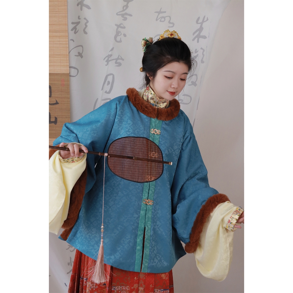缎袄 