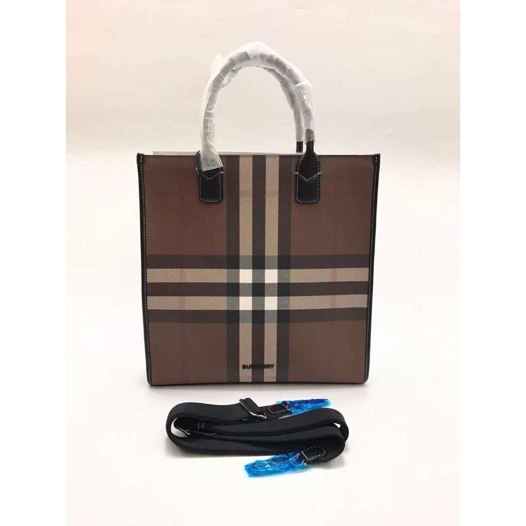 ♚KK SHOP♚ 預購 BURBERRY 窄版豎款 Denny 托特包 80644451 80491171 | 蝦皮購物