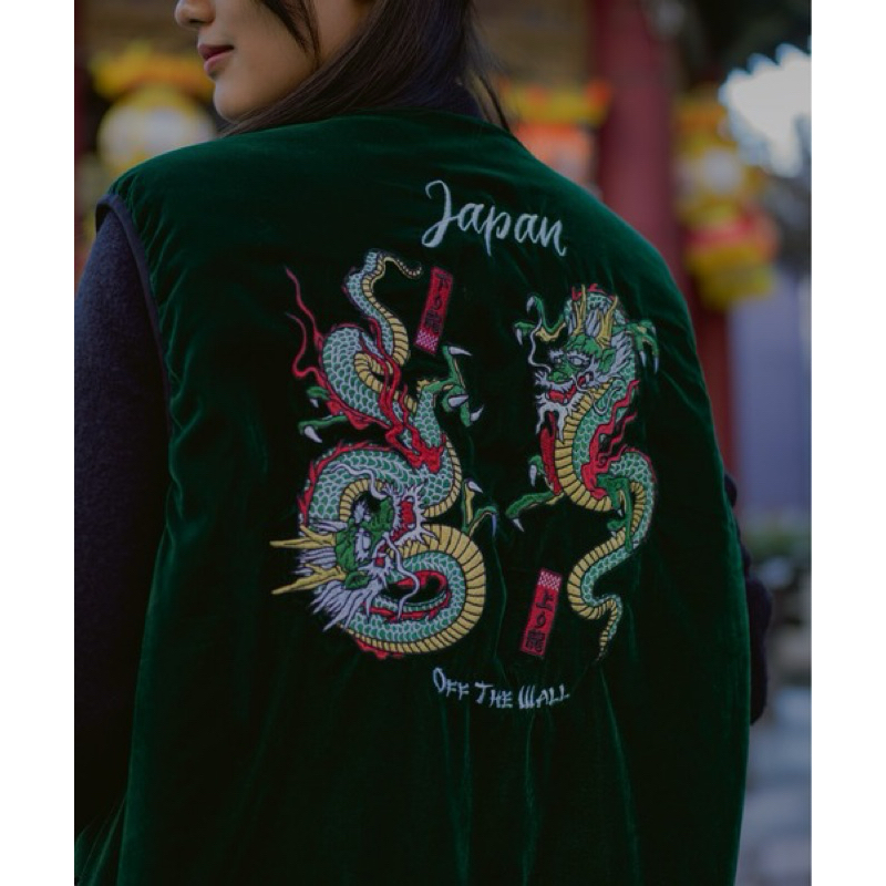 VANS DRAGON REVERSIBLE VEST 龍年刺繡雙面背心| 蝦皮購物