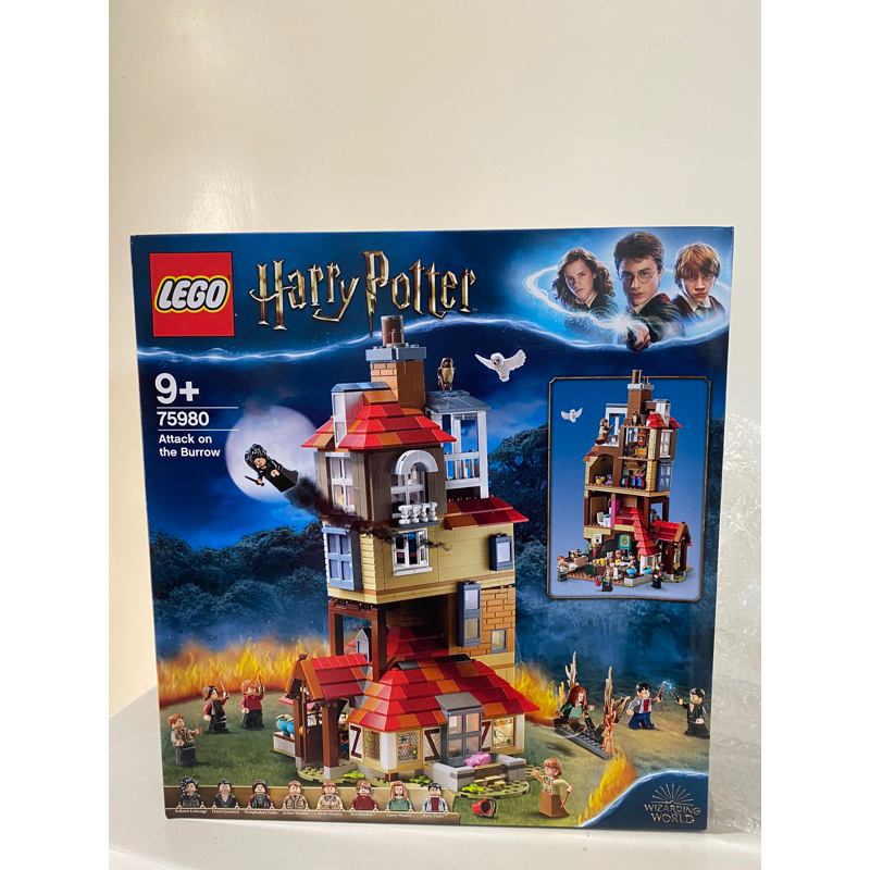 Attack on the Burrow Display Case for LEGO 75980