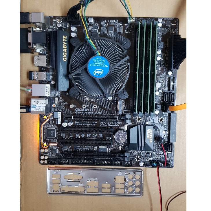 技嘉 B250M-D3H 主機板 1151腳位 有綁WINDOWS專業版數位授權 附擋板 B250 H270 | 蝦皮購物