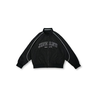 UPGRADE 台南實體店 JINMANU 美式字體電繡立領流線尼龍夾克 風衣