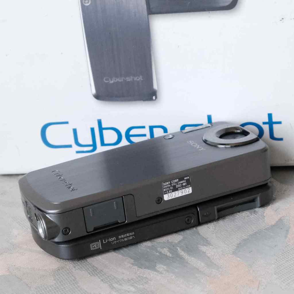 Sony CYBER-SHOT DSC-M1 早期CCD 數位相機(可翻轉螢幕、自拍) | 蝦皮購物