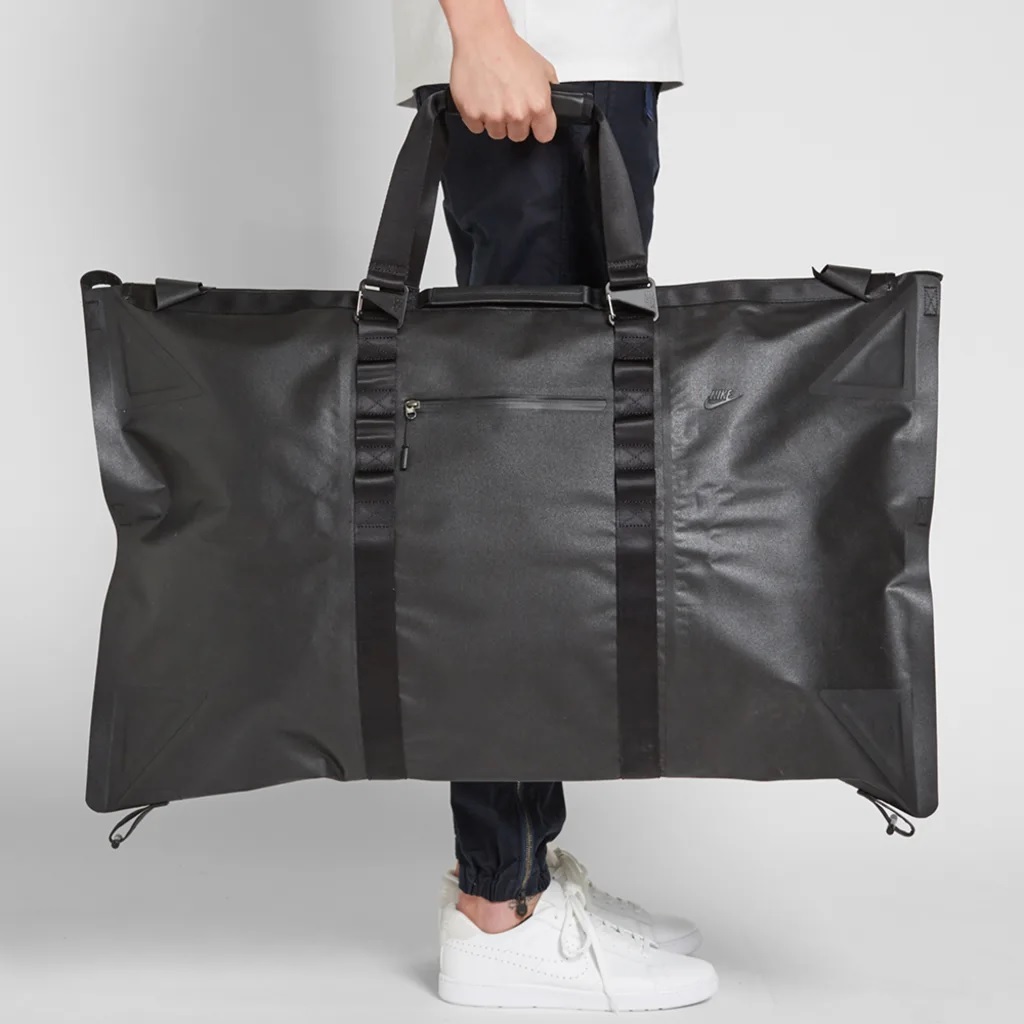 美國NIKE Eugene Duffel Bag 50L防水托特包-黑色| 蝦皮購物
