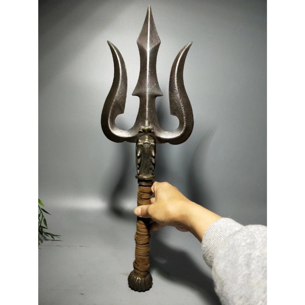 龍頭，古銅製，時代物，緣起物，重約2300克 龍頭，古銅製，時代物，緣起物，重約2300克