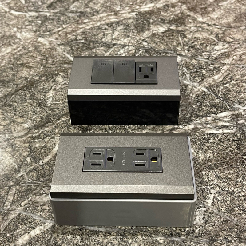 [附發票] 高質感 超低價 工業風 一聯黑色/灰色塑膠明盒 一體成型 美術盒 明BOX 電氣盒 開關盒 接線盒 插座盒 | 蝦皮購物