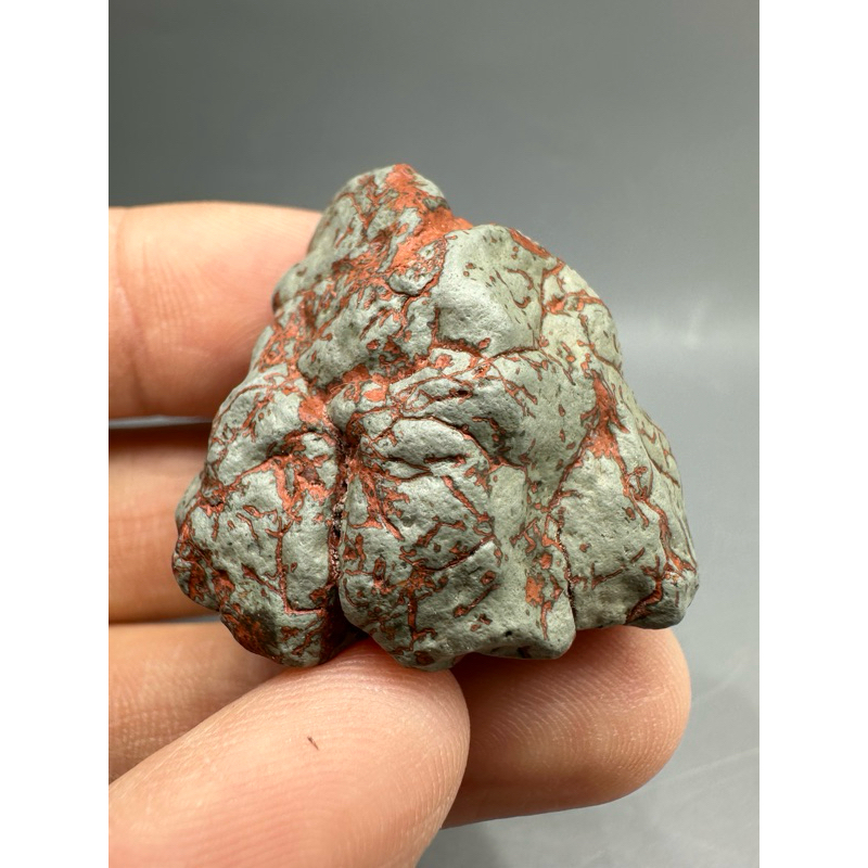新疆。奇石。火焰石。泥石。彩泥石。火山岩。戈壁石。原石。原礦