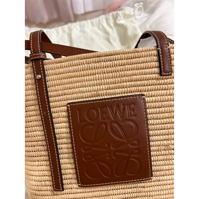 Loewe square online basket