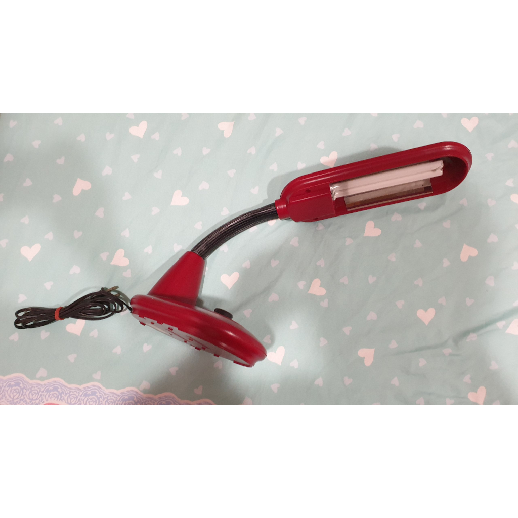 二手 日虹牌 護眼枱燈 桌上螢光檯燈 桌燈 (型號: RH-113) 電壓規格: AC110V 燈管:13瓦特 | 蝦皮購物