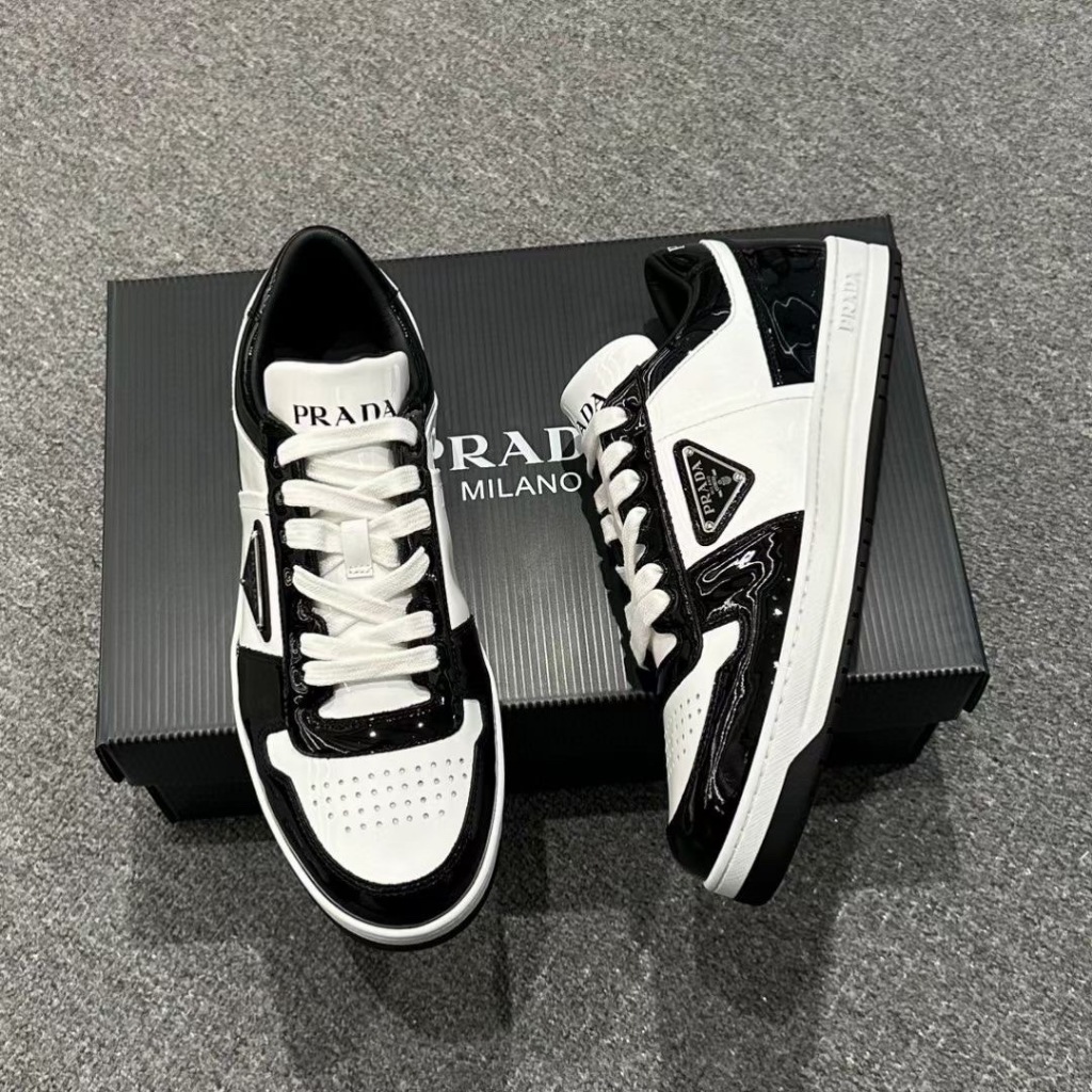 【関税込み】prada COTTON SNEAKERS $1370 Prada High Top Sneakers Nylon Zip-Pouch White US 6.5