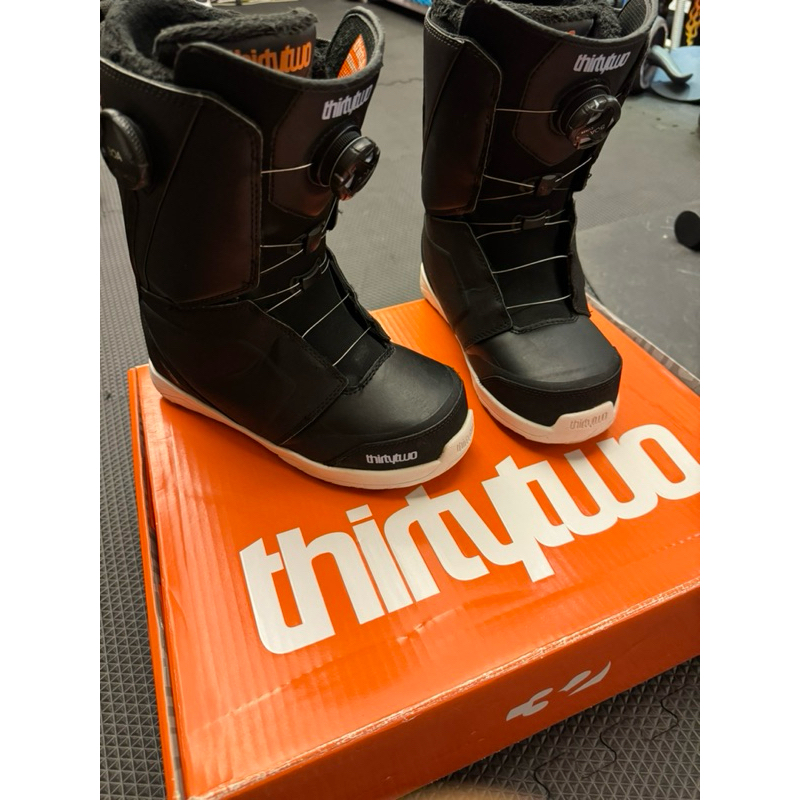 Thirtytwo hot sale snow boots