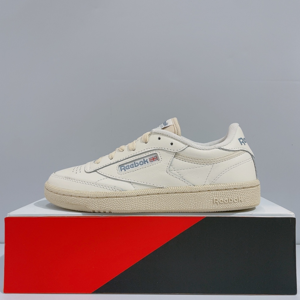 REEBOK CLUB C 85 VINTAGE 女生 米色 皮革 舒適 經典款 板鞋 運動 休閒鞋 100074235 | 蝦皮購物