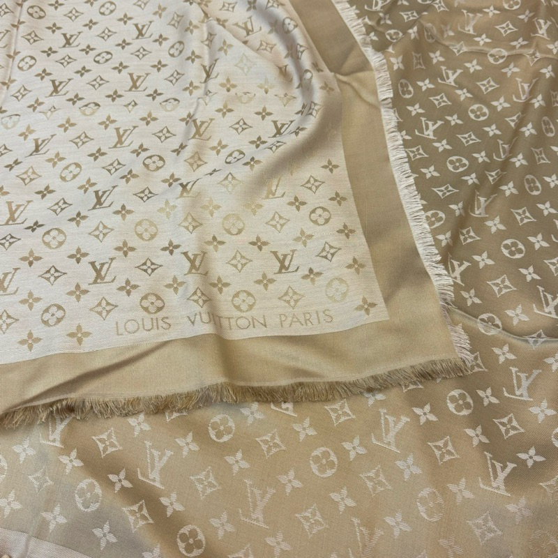 Logo lv 圍巾 奶茶 色 鏈條 LV M76067 REYKJAVIK 經典LOGO Cashmere長圍巾 奶茶棕 LV路易威登