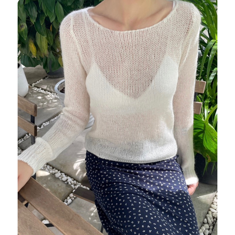 轉售🥰Brandy Melville Bonnie top長袖一字領上衣, 她的時尚, 上衣