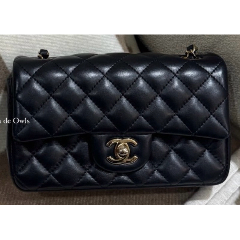 Chanel - ⚠️台灣現貨 黑淡金釦 mini cf 經典款迷你口蓋包 | 蝦皮購物