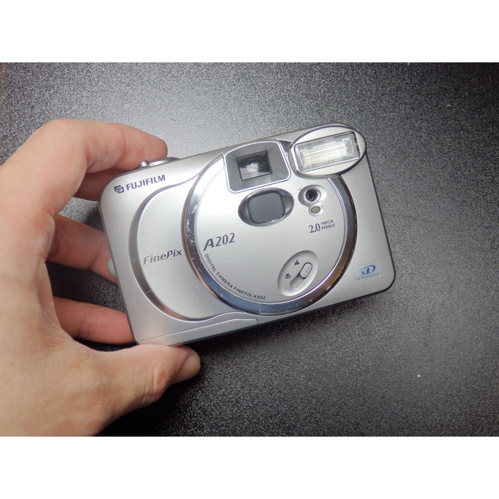 <>FUJIFILM FINEPIX A202 (AA電池 / CCD / 200萬像素)