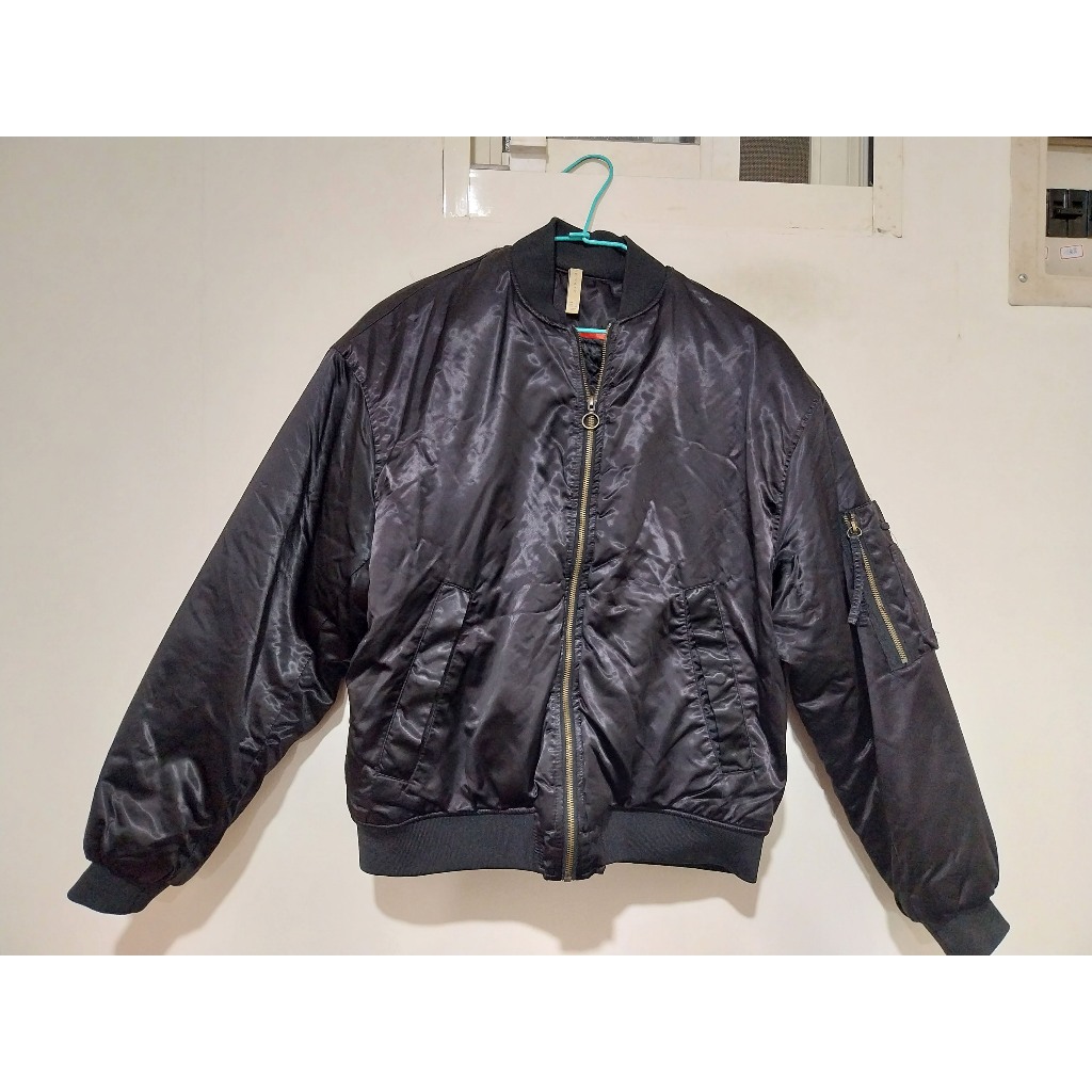 ZARA 緞面飛行外套鋪棉外套MA1 MA-1 bomber jacket | 蝦皮購物