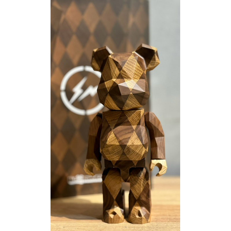 BEARBRICK Fragment Design x Karimoku Polygon 1000