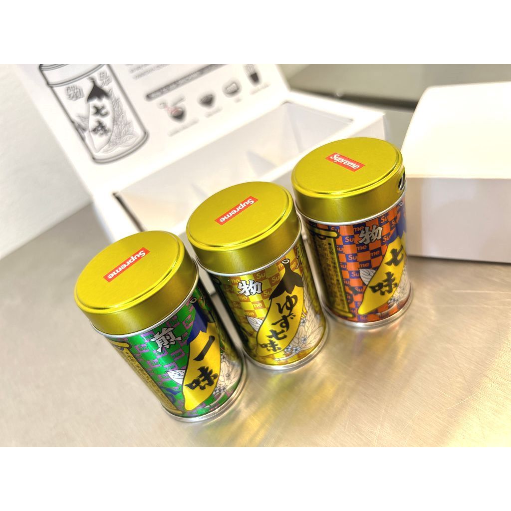 BLACK全新SUPREME x 八幡屋礒五郎BOX LOGO七味粉/辣椒粉/唐辛子
