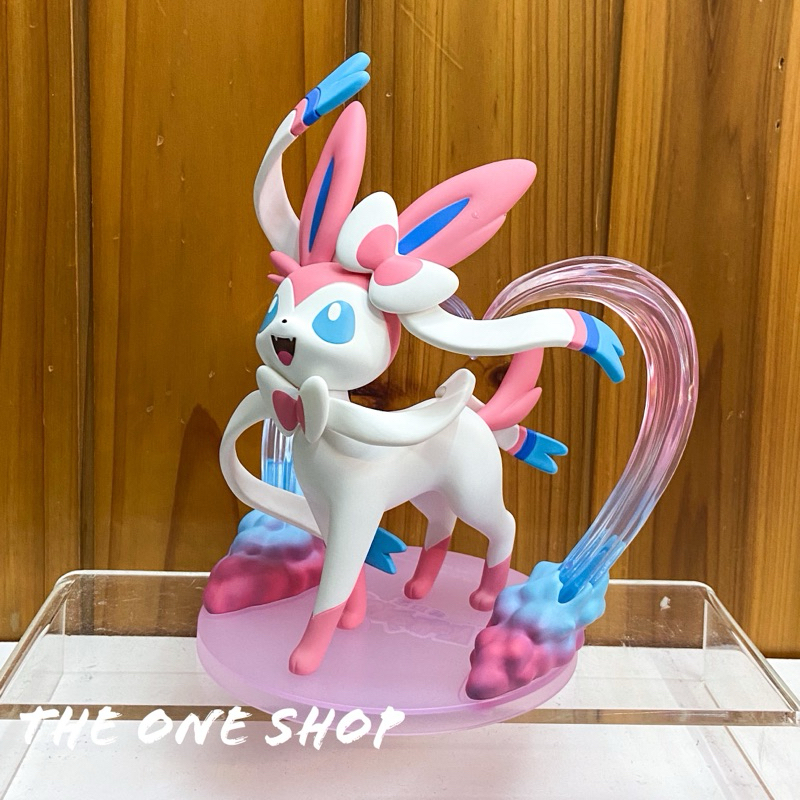 Pokemon 寶可夢 玩樂主義 SYLVEON 仙子伊布 公仔 玩具 主體可拆除底座單獨擺放 正版臺灣公司現貨 | 蝦皮購物